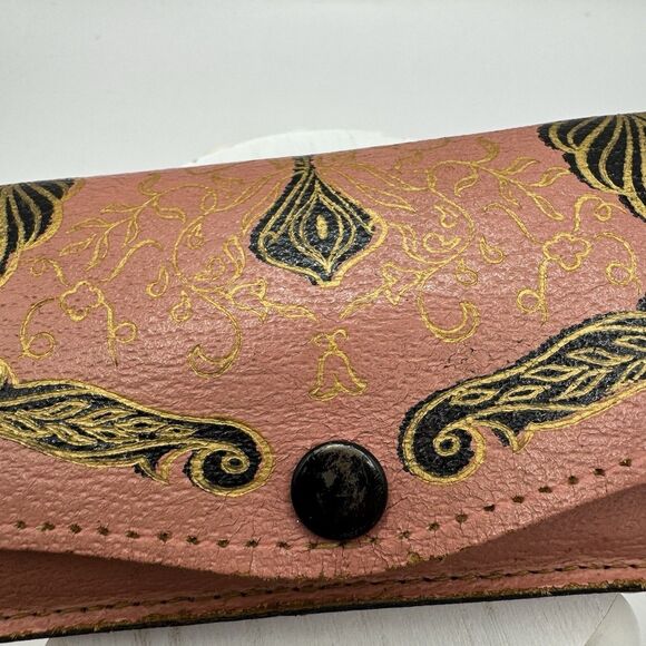 Vintage Pink Leather Eyeglass Case Black Gold Western Pattern Small Child size - Picture 4 of 12